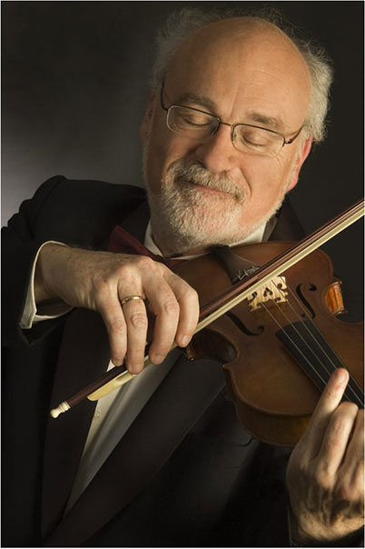 Daniel Stepner on violin